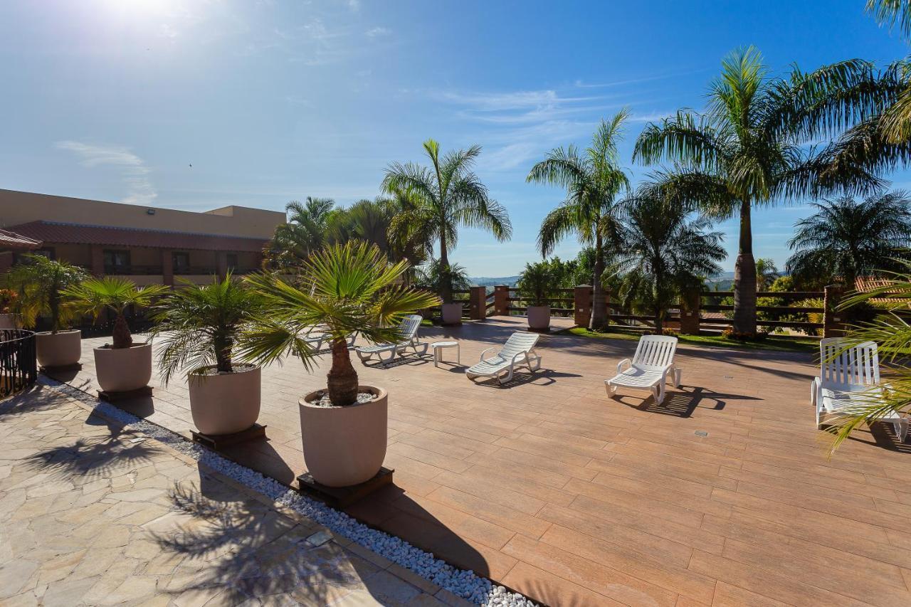 Hotel Imperium Village Sarapuí Exteriör bild