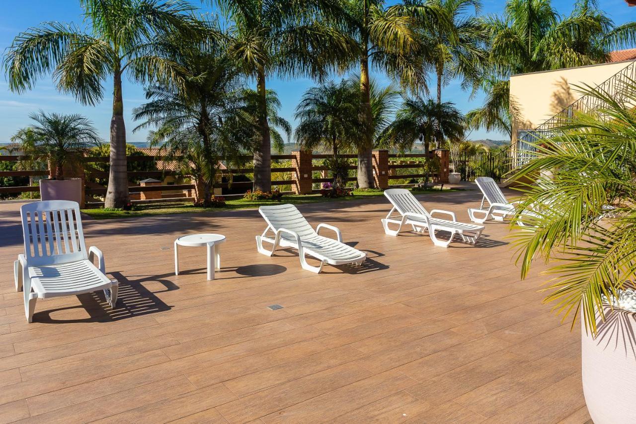 Hotel Imperium Village Sarapuí Exteriör bild